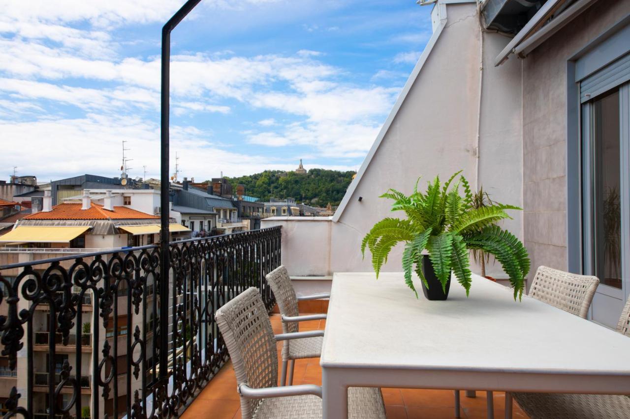 Modern Apartment With Spacious Terrace Сан-Себастьян Экстерьер фото